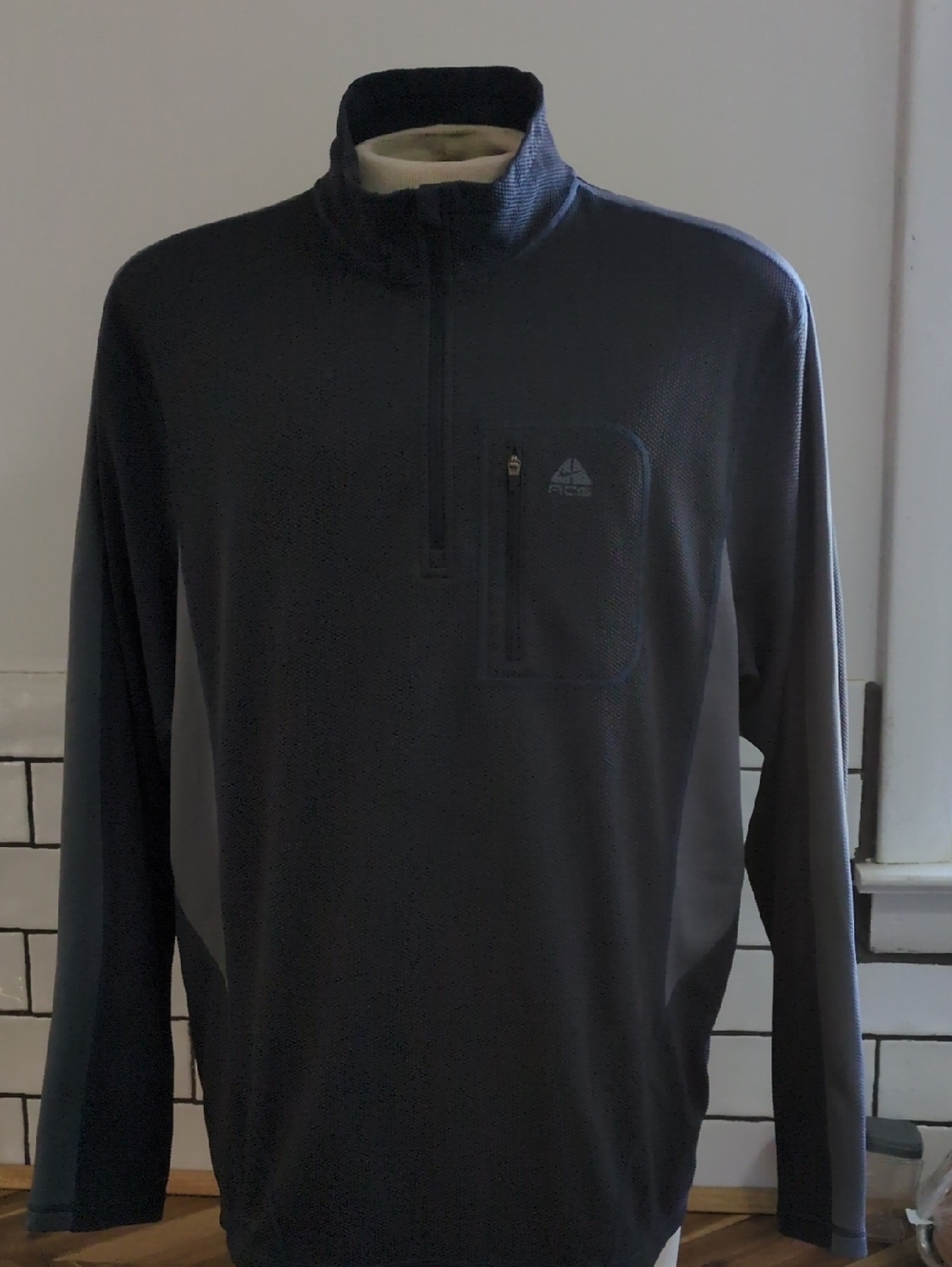 Nike ACG Gray Textured Outdoor Pullover